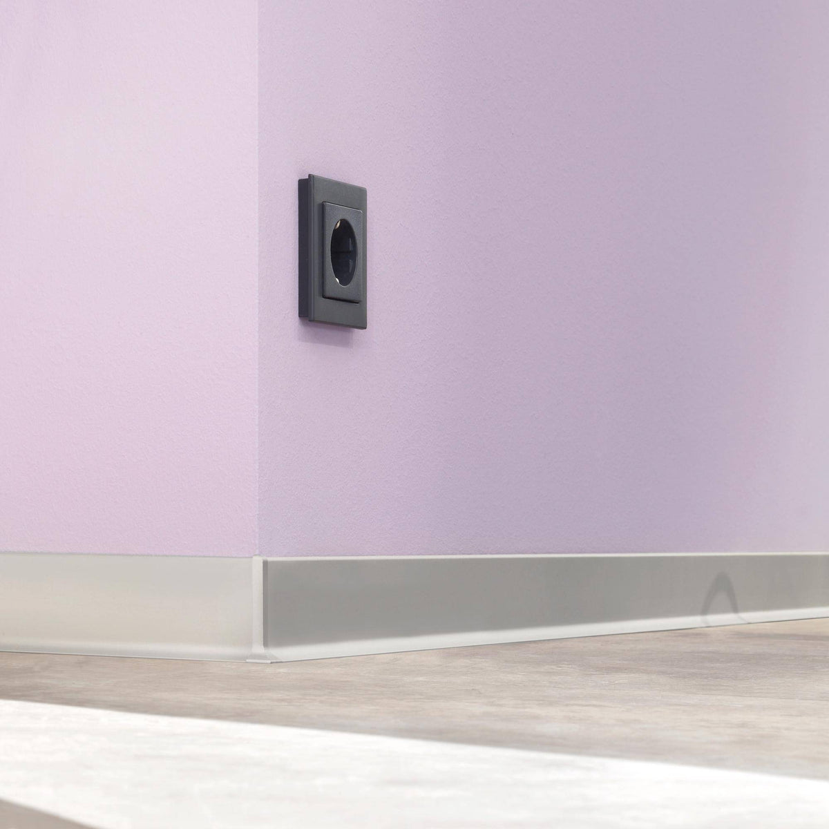 Sockelleiste CONSTRUCT METALL Aluminium eloxiert silber 60mm 250cm