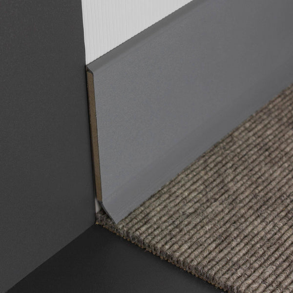 Kernsockelleiste geschäumt CONSTRUCT SOLID CORE Aluminium dunkelgrau 60mm 250cm