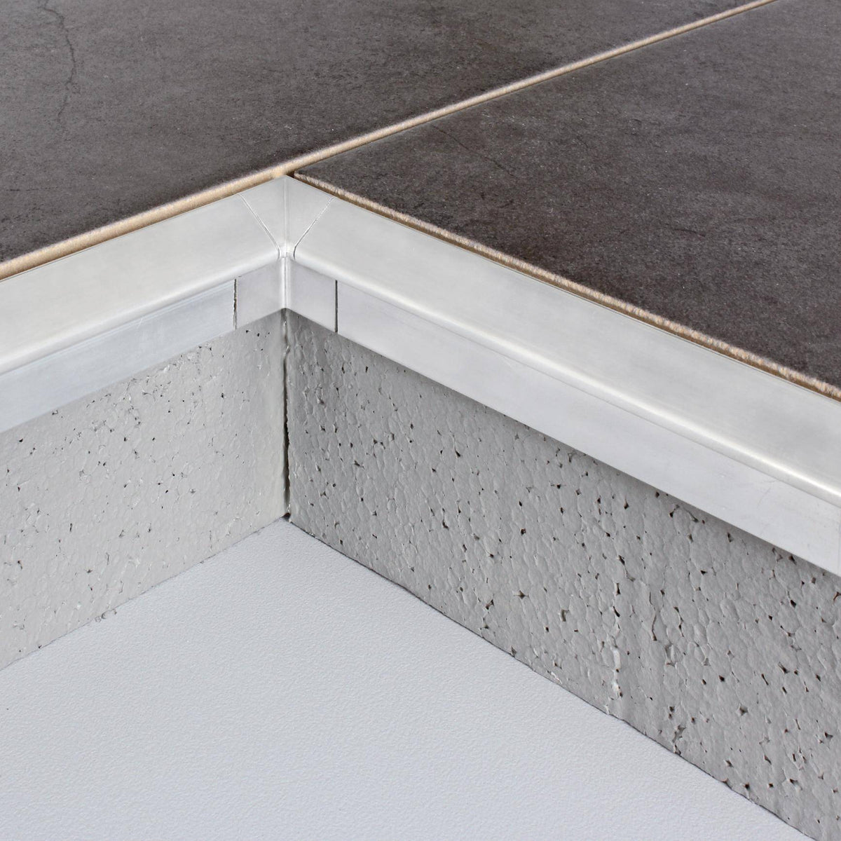 Innenecke DURABAL BK Aluminium eloxiert silber 74mm 15mm
