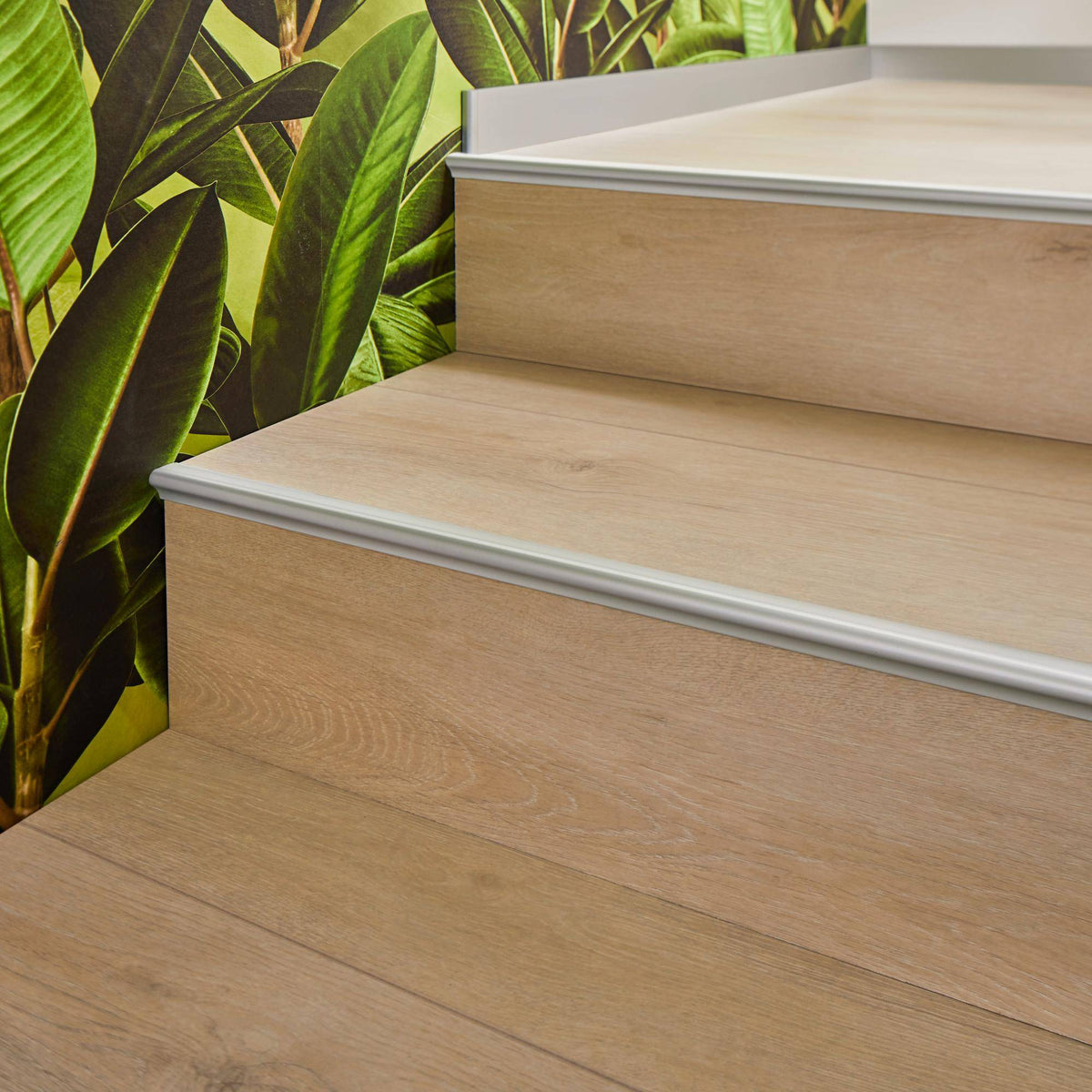 DURAL Profilé pour marches d'escalier STEPFLOOR aluminium anodisé argent 8mm 270cm